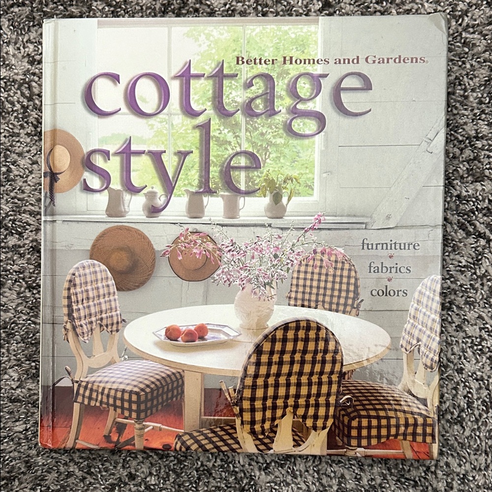 Better Homes and Gardens Cottage Style Book